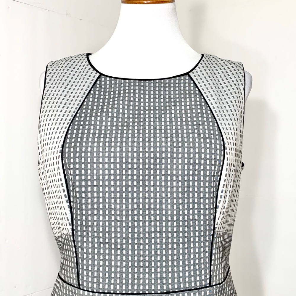 SOLD-Calvin Klein Sleeveless Colorblock Sheath Dress - Picture 2 of 9